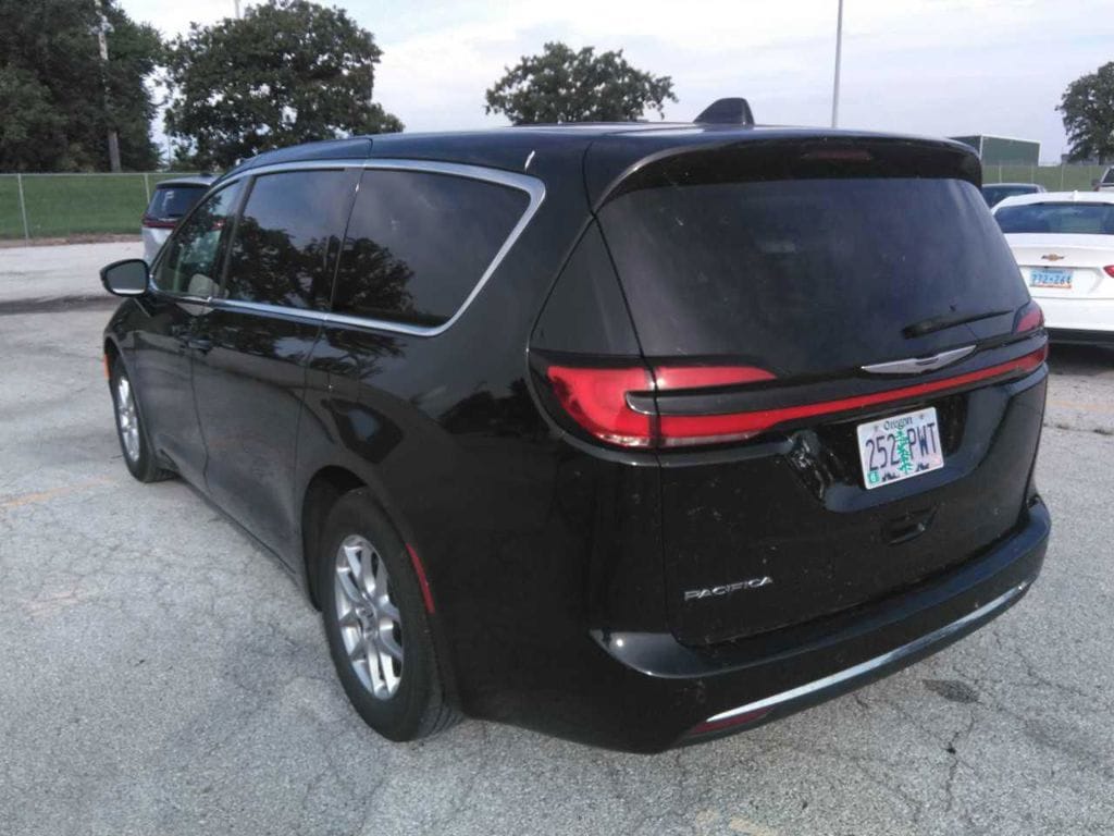 Certified 2024 Chrysler Pacifica Touring L Minivan/Van