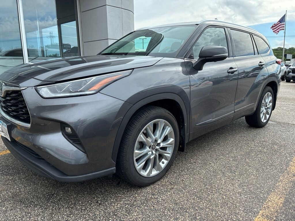 Certified 2023 Toyota Highlander Limited SUV