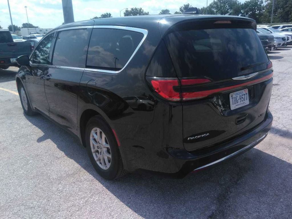 Certified 2024 Chrysler Pacifica Touring L Minivan/Van