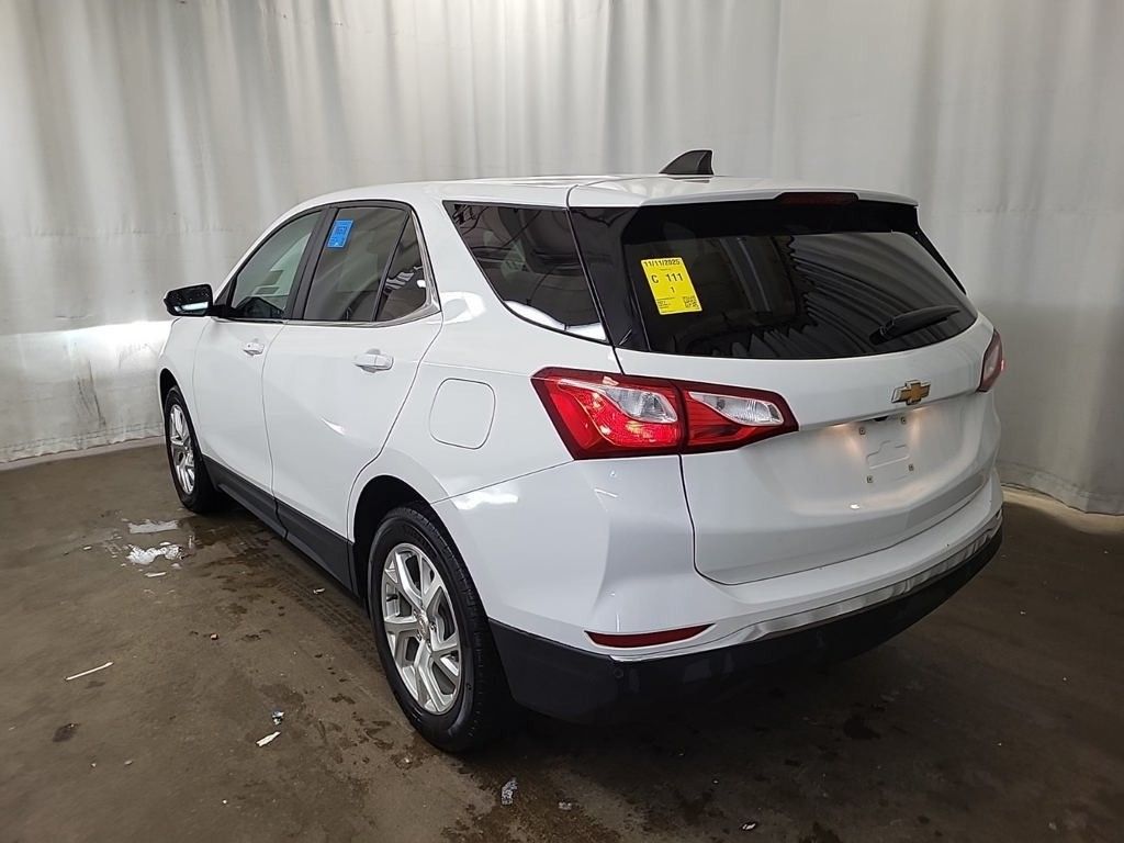 2021 Chevrolet Equinox LT photo 3