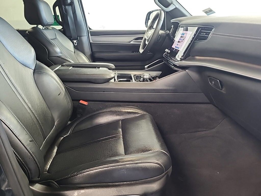 Certified 2025 Jeep Wagoneer Base SUV