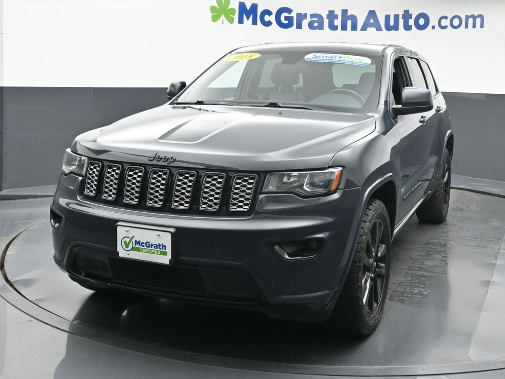 2018 Jeep Grand Cherokee Altitude photo 3