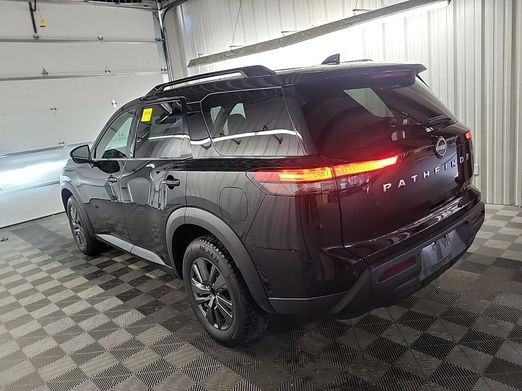 Certified 2023 Nissan Pathfinder SV SUV