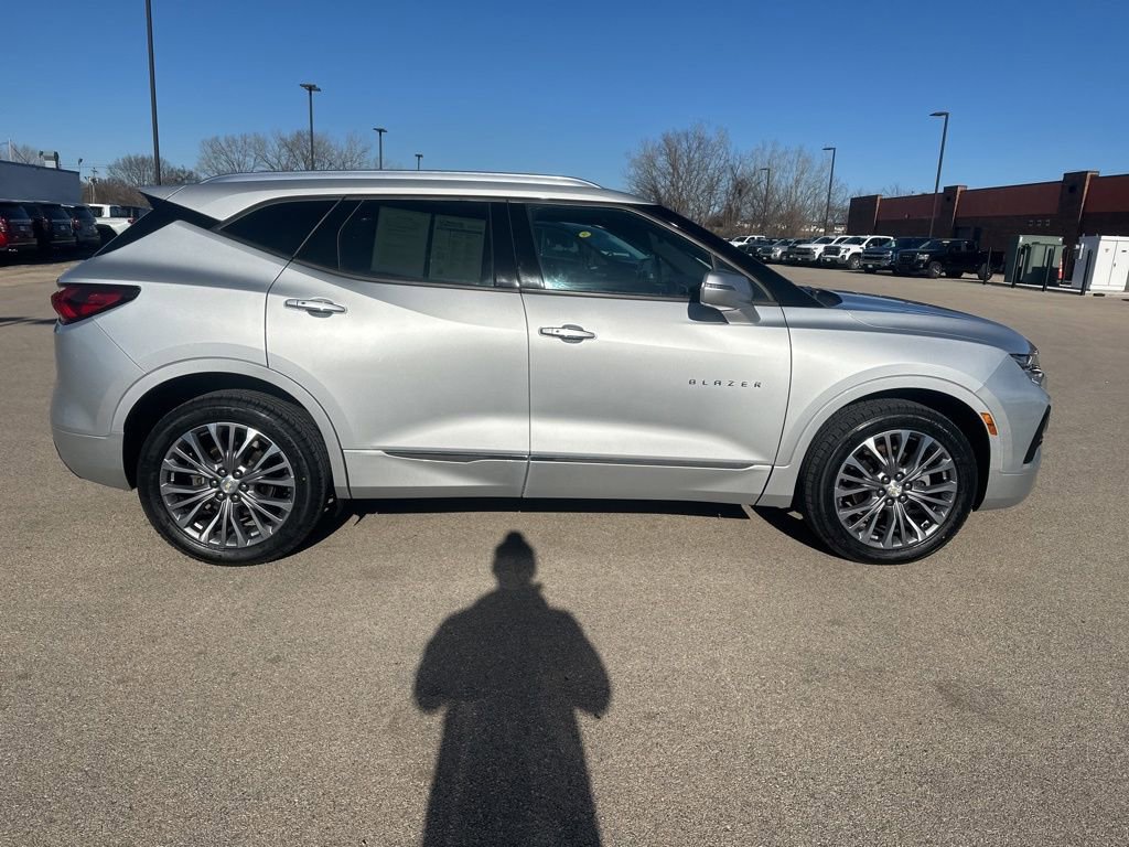 2020 Chevrolet Blazer Premier photo 2