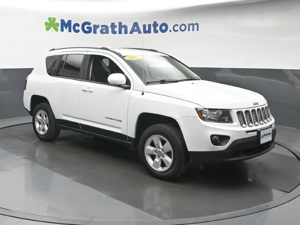Used 2017 Jeep Compass Latitude with VIN 1C4NJCEA9HD117442 for sale in Cedar Rapids, IA