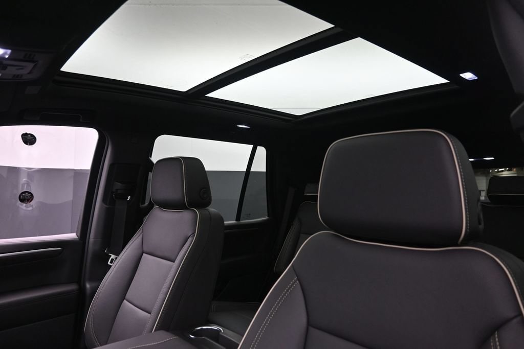 2026 Chevrolet Tahoe Premier - Photo 23