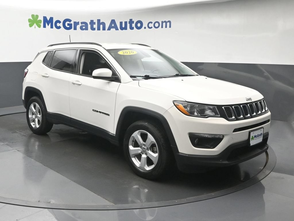 Used 2020 Jeep Compass Latitude with VIN 3C4NJDBB0LT175543 for sale in Cedar Rapids, IA