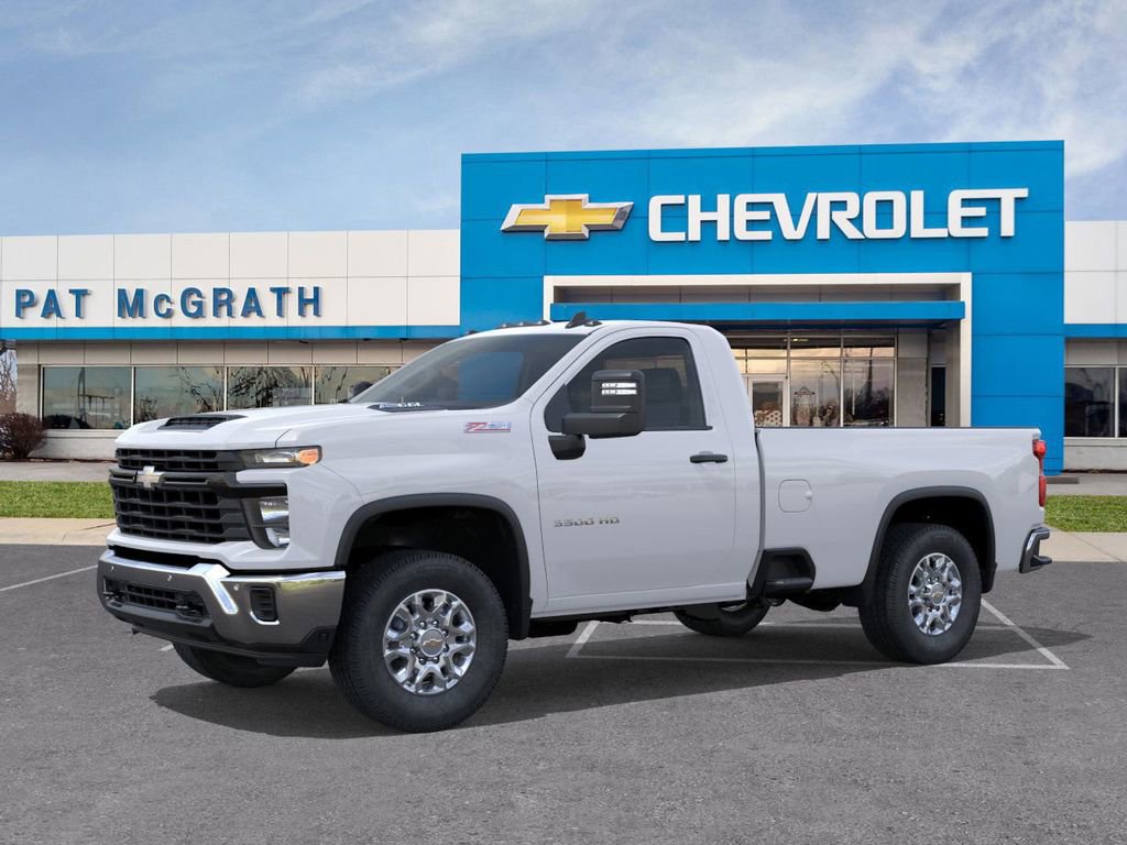 2026 Chevrolet Silverado 3500HD photo 2