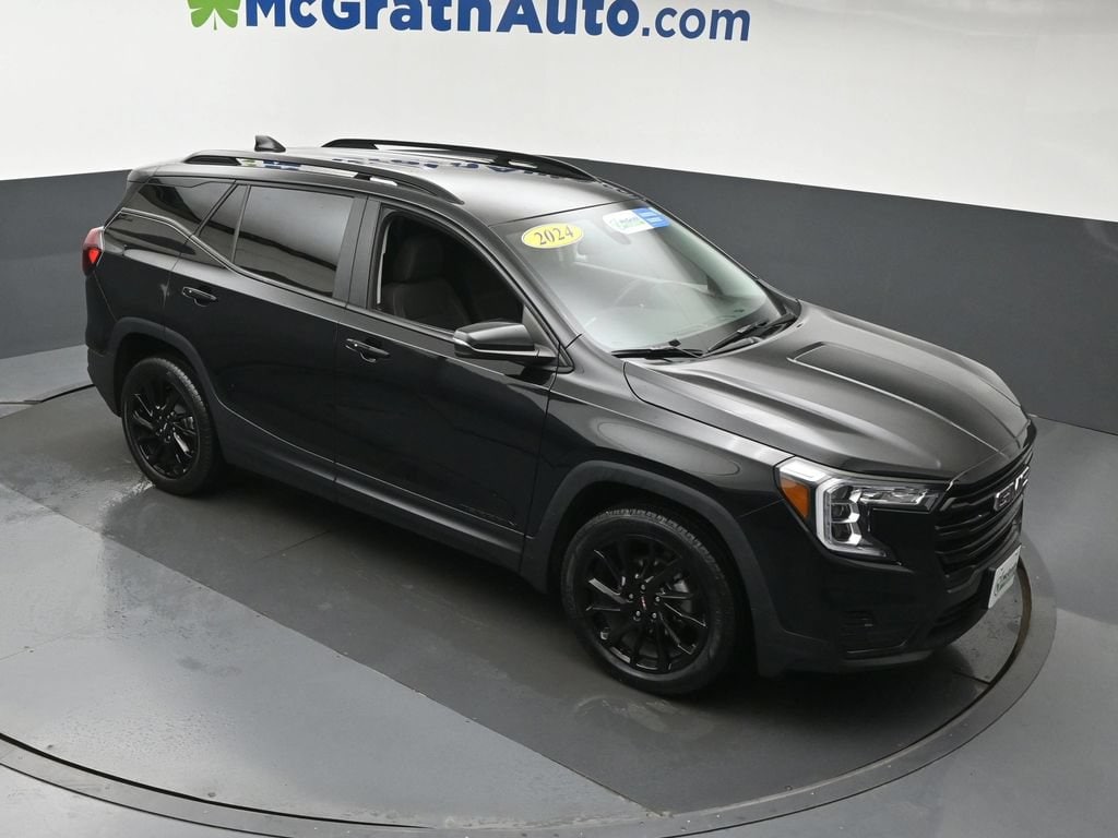 Used 2024 GMC Terrain SLE SUV