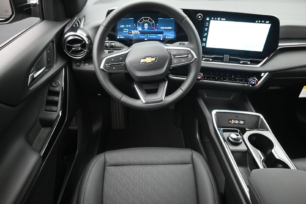 2027 Chevrolet Equinox LT - Photo 14