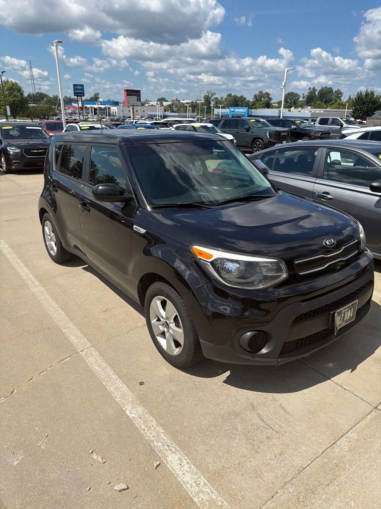 Used 2019 Kia Soul Base with VIN KNDJN2A25K7679954 for sale in Cedar Rapids, IA