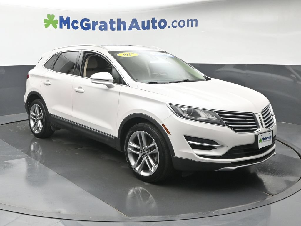 Used 2017 Lincoln MKC Reserve with VIN 5LMCJ3D98HUL68198 for sale in Cedar Rapids, IA