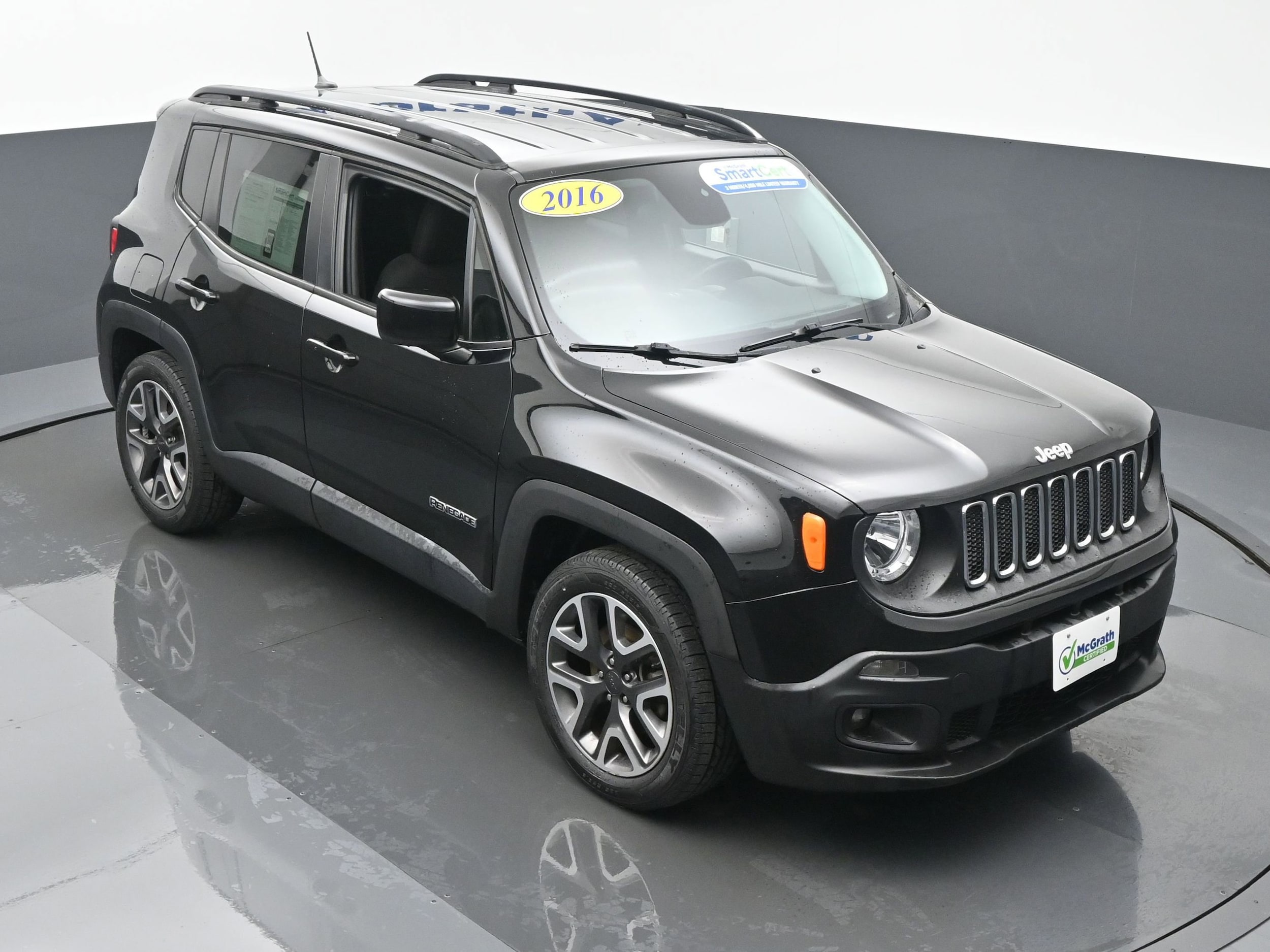 Used 2016 Jeep Renegade Latitude with VIN ZACCJABT2GPD43193 for sale in Cedar Rapids, IA