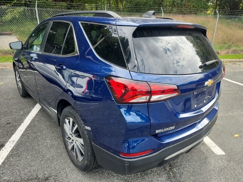 2022 Chevrolet Equinox LT photo 3