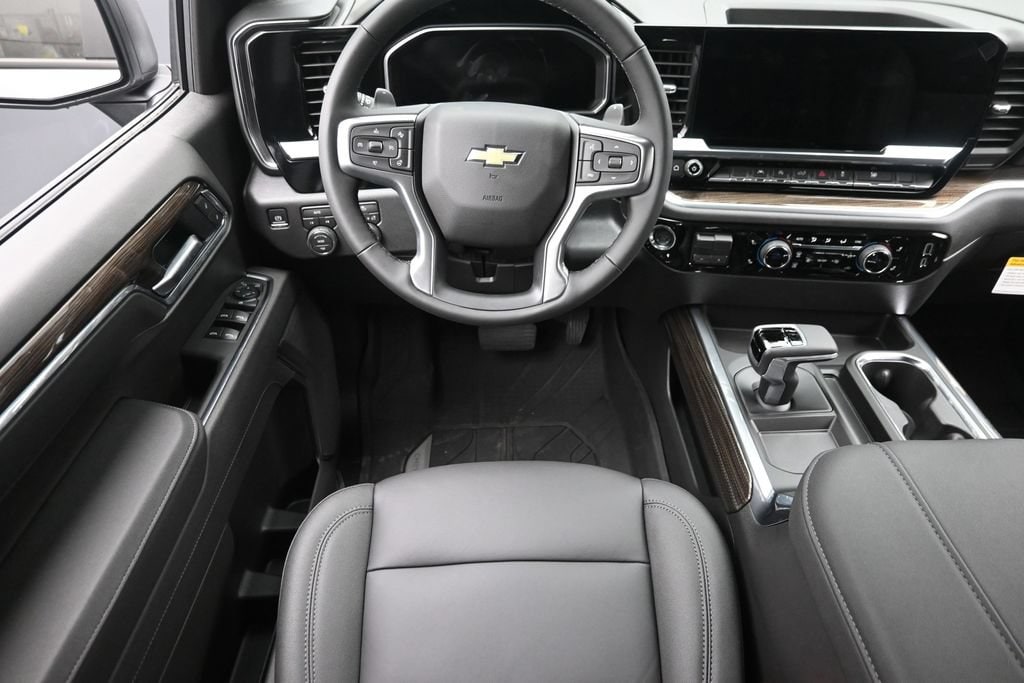 2026 Chevrolet Silverado 1500 LT - Photo 14