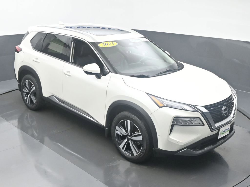 2023 Nissan Rogue SL photo 2