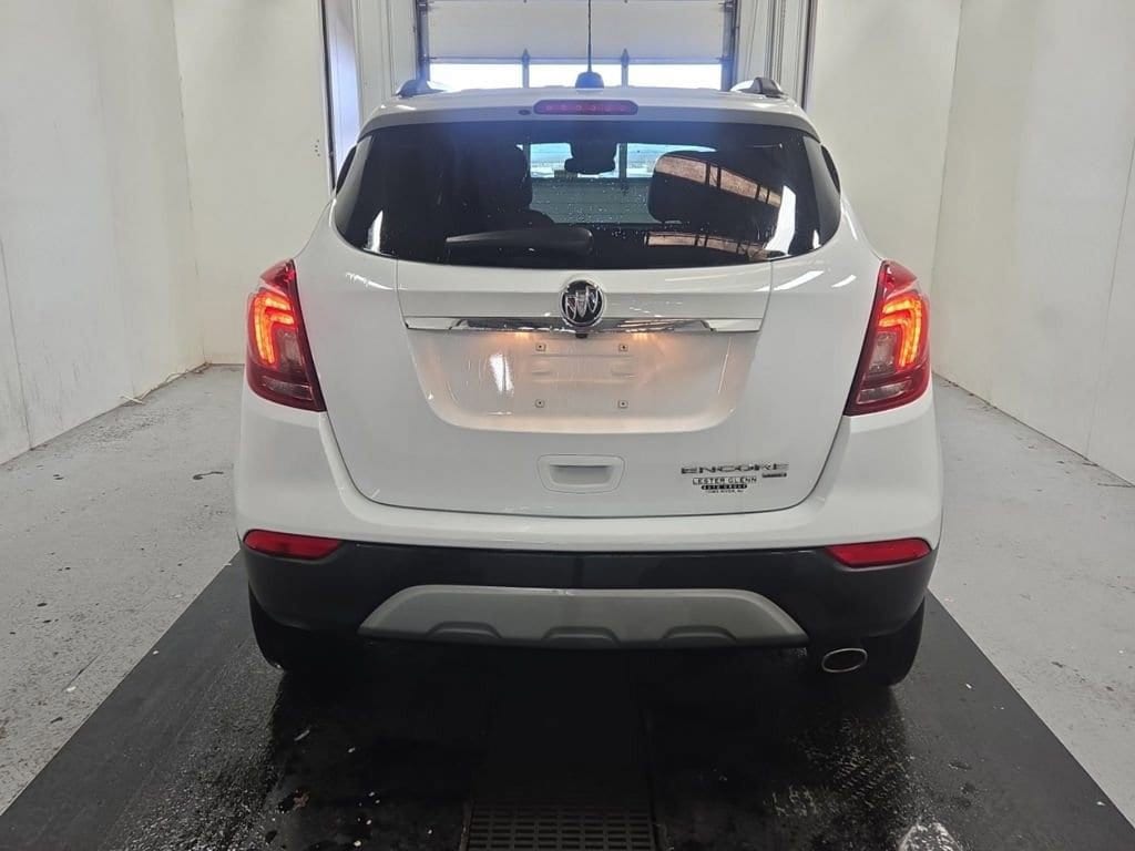 Used 2022 Buick Encore Preferred SUV