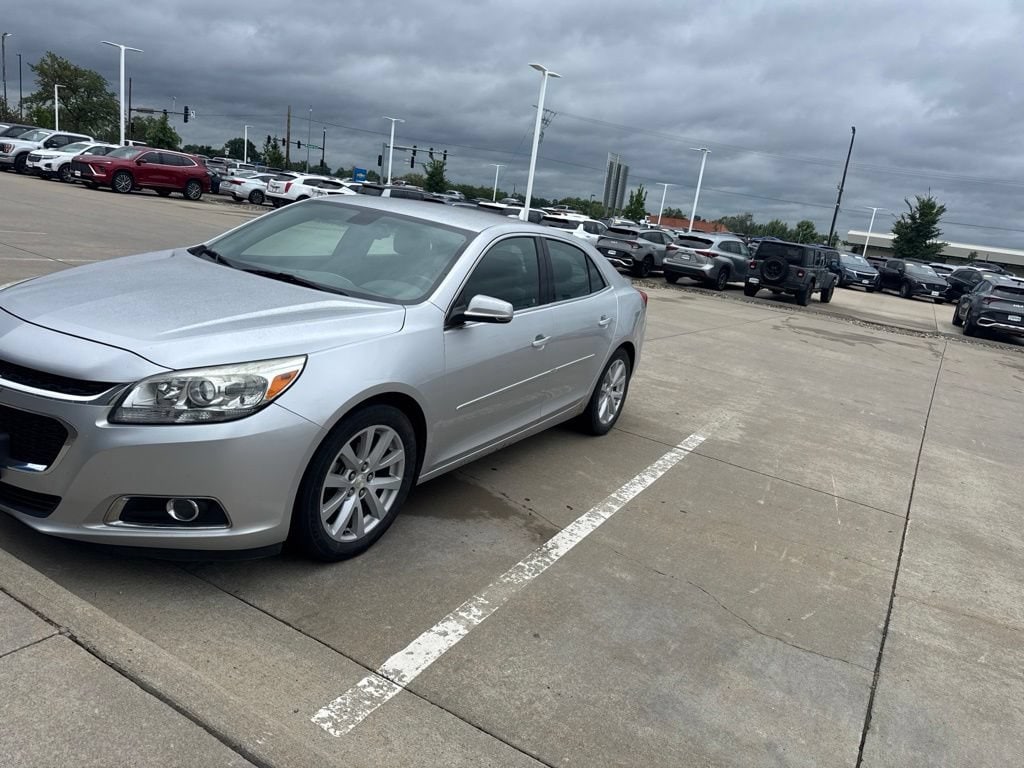 Used 2015 Chevrolet Malibu 2LT with VIN 1G11D5SL0FU148558 for sale in Cedar Rapids, IA