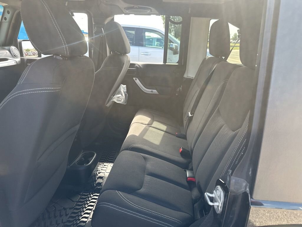 Used 2014 Jeep Wrangler Unlimited Sahara SUV