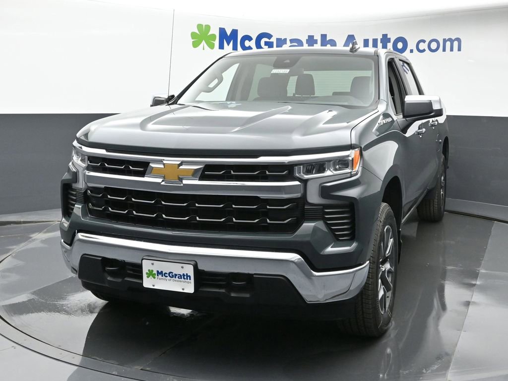 2025 Chevrolet Silverado 1500 LT photo 3