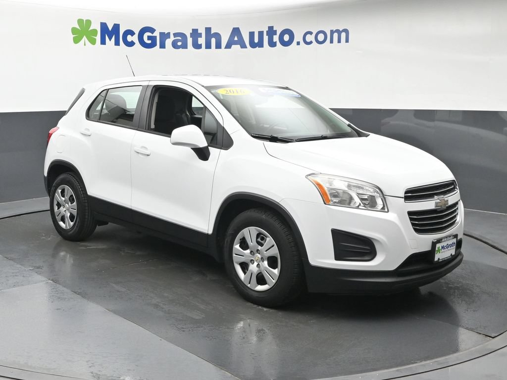 Used 2016 Chevrolet Trax LS with VIN KL7CJKSB4GB515857 for sale in Cedar Rapids, IA