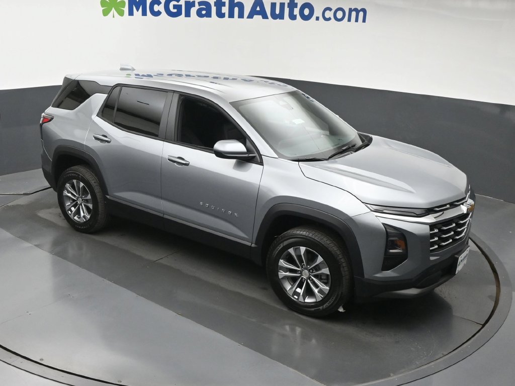 2027 Chevrolet Equinox LT - Photo 3