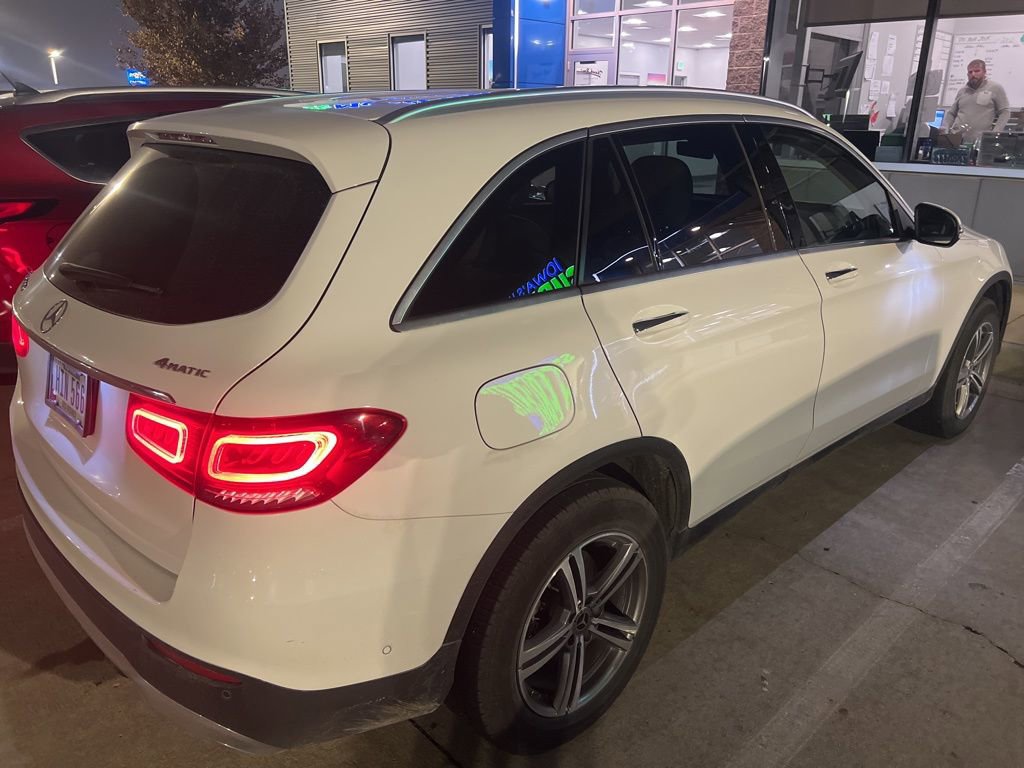2022 Mercedes Benz GLC 300 4MATIC photo 3