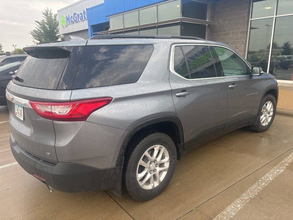 2021 Chevrolet Traverse Leather photo 3