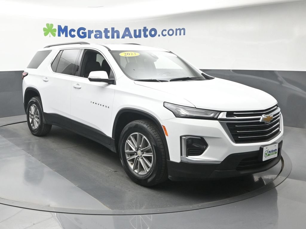 Used 2023 Chevrolet Traverse LT Cloth SUV