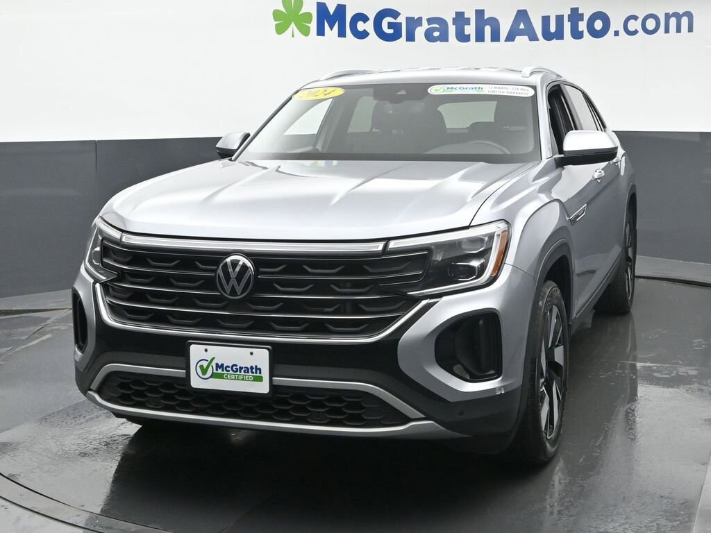 Used 2024 Volkswagen Atlas Cross Sport 2.0T SE w/Technology SUV