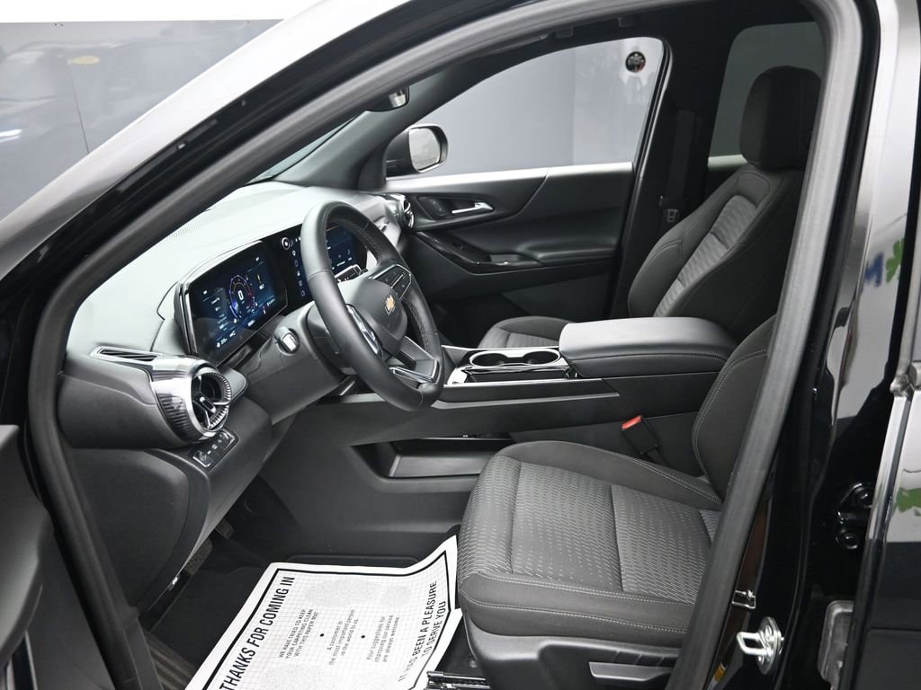 2025 Chevrolet Equinox LT - Photo 16