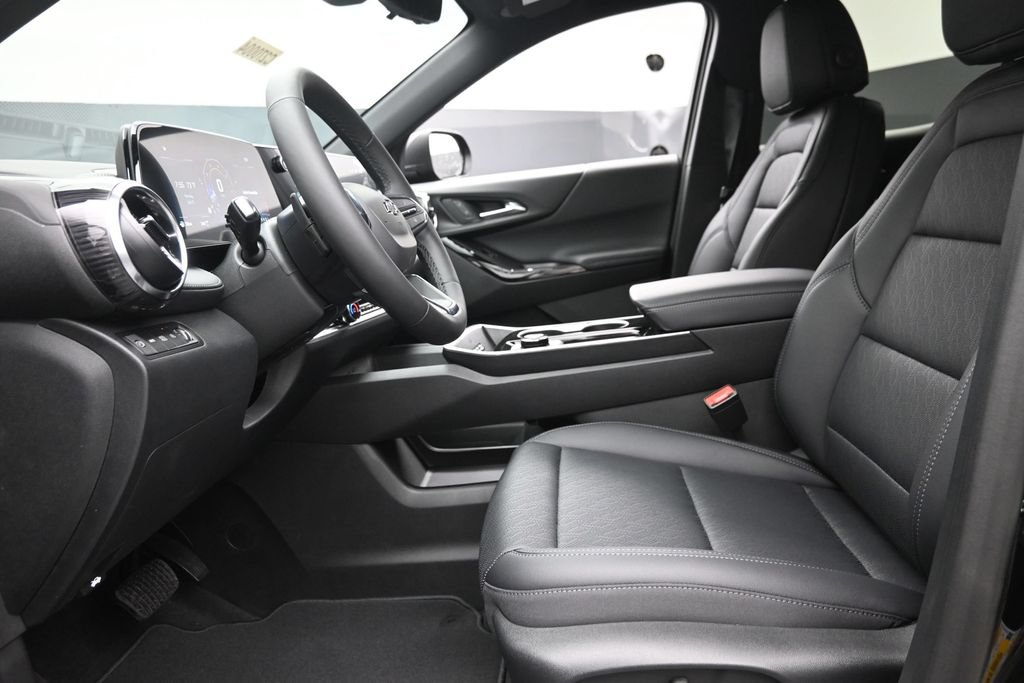 2027 Chevrolet Equinox LT - Photo 17