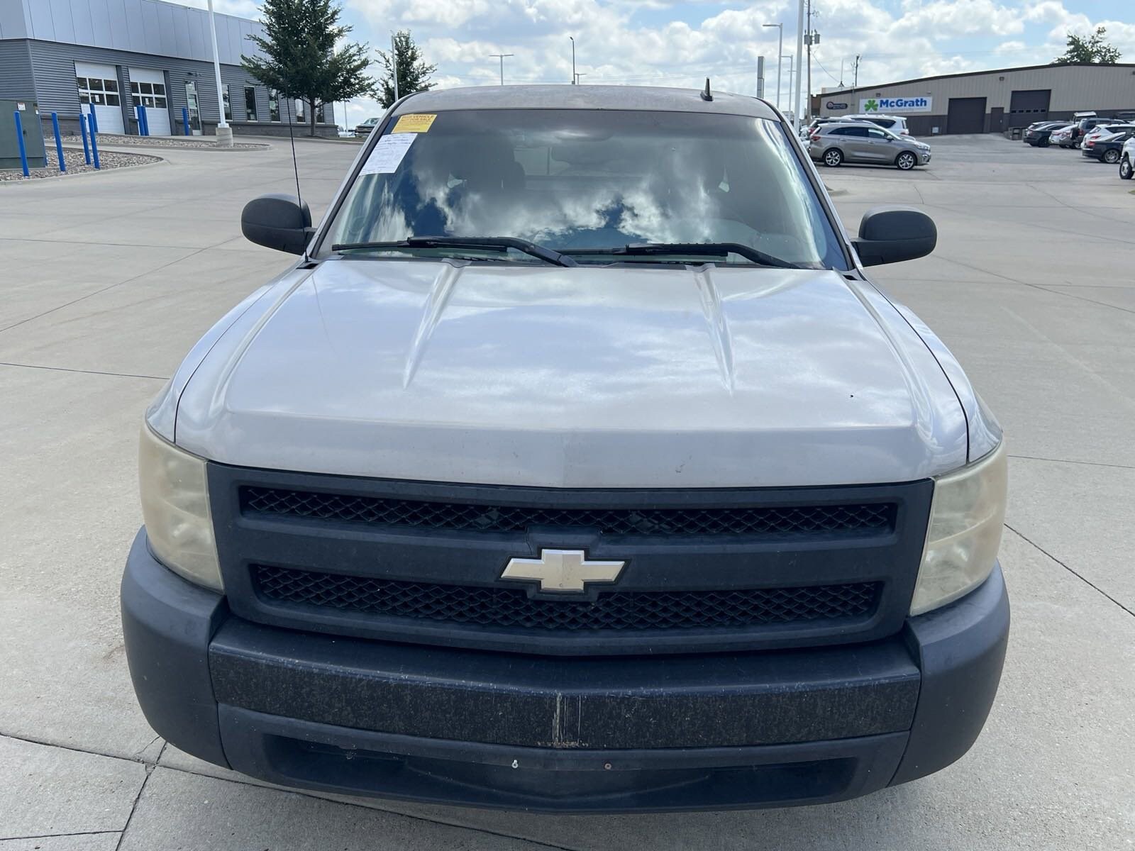 Used 2007 Chevrolet Silverado 1500 Work Truck with VIN 1GCEC19C87Z571113 for sale in Cedar Rapids, IA