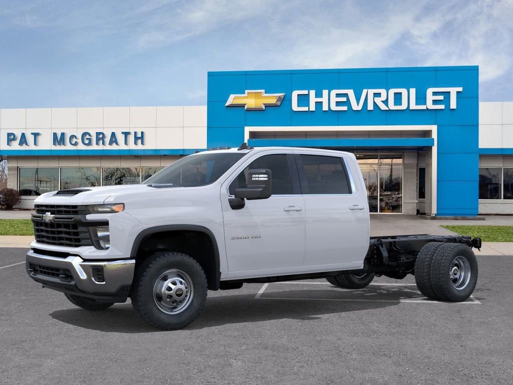 New 2026 Chevrolet Silverado 3500 HD Chassis Cab Work Truck Truck