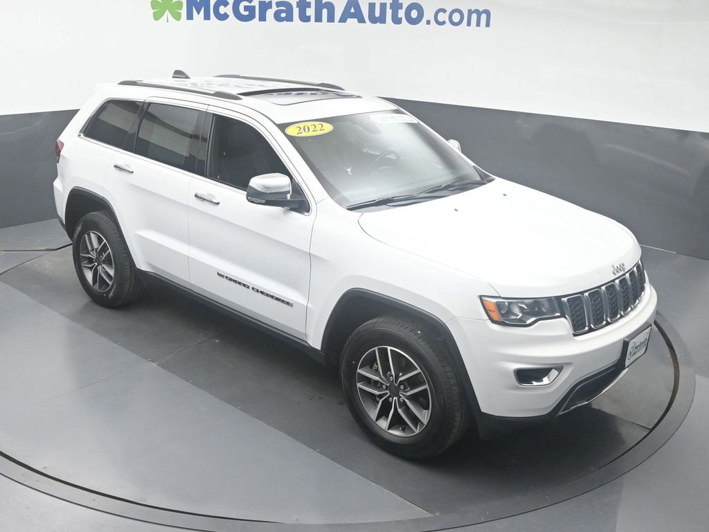 Used 2022 Jeep Grand Cherokee WK Limited with VIN 1C4RJFBG1NC165806 for sale in Cedar Rapids, IA