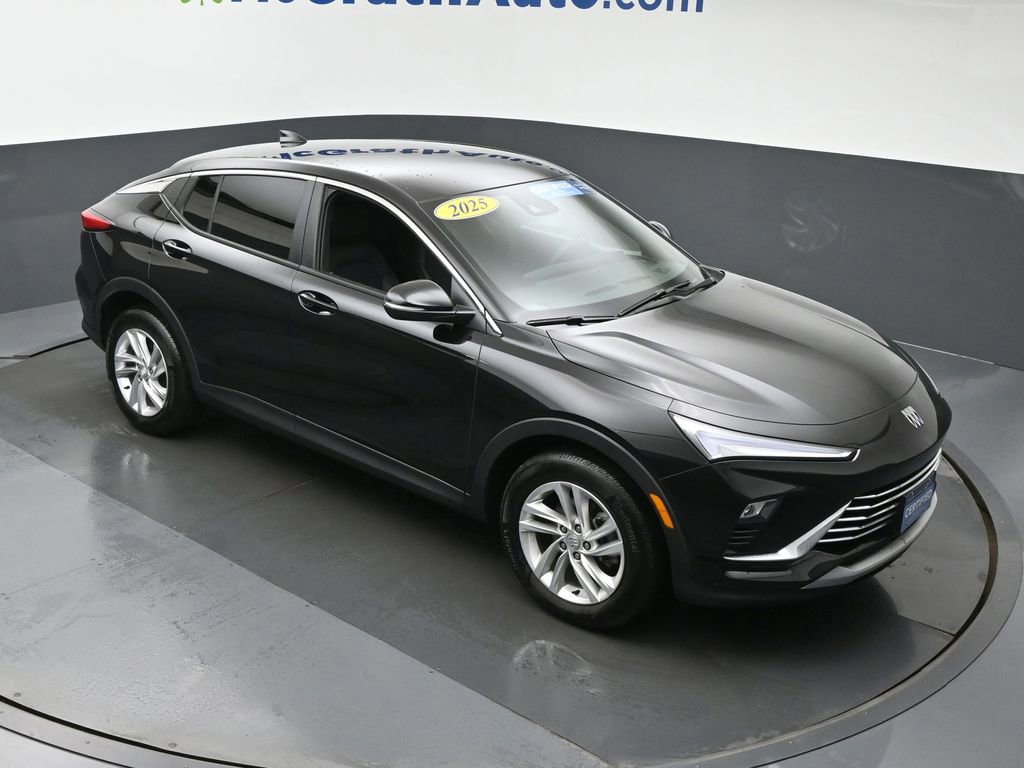 2025 Buick Envista Preferred photo 2