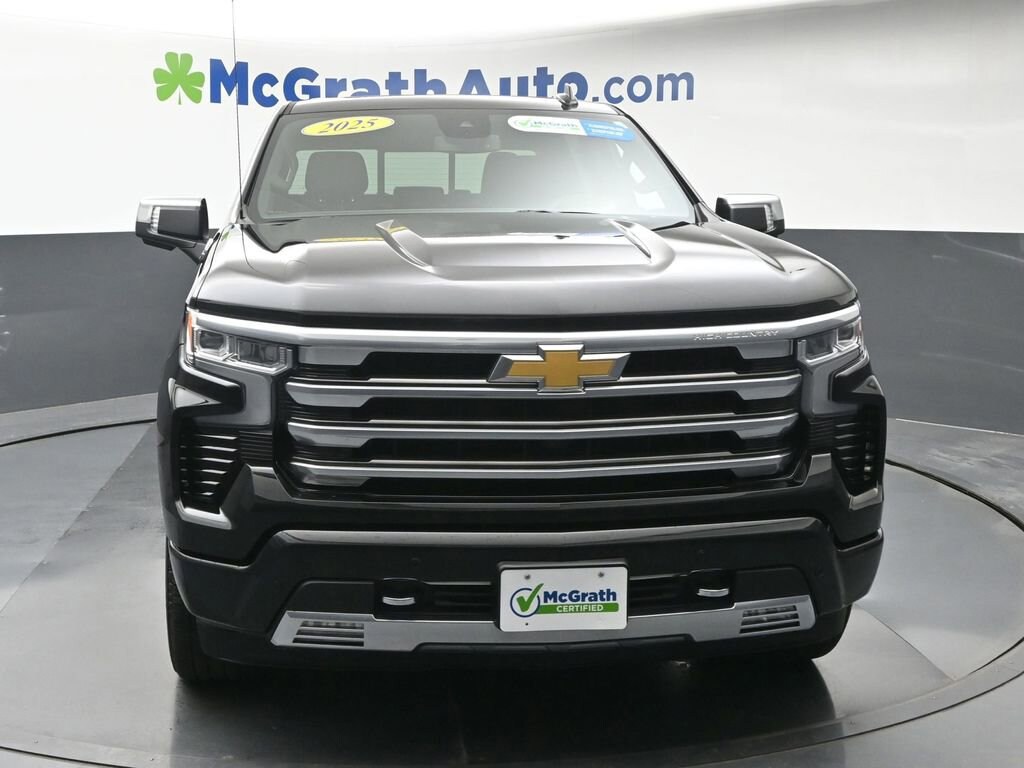 Used 2025 Chevrolet Silverado 1500 High Country Truck Crew Cab