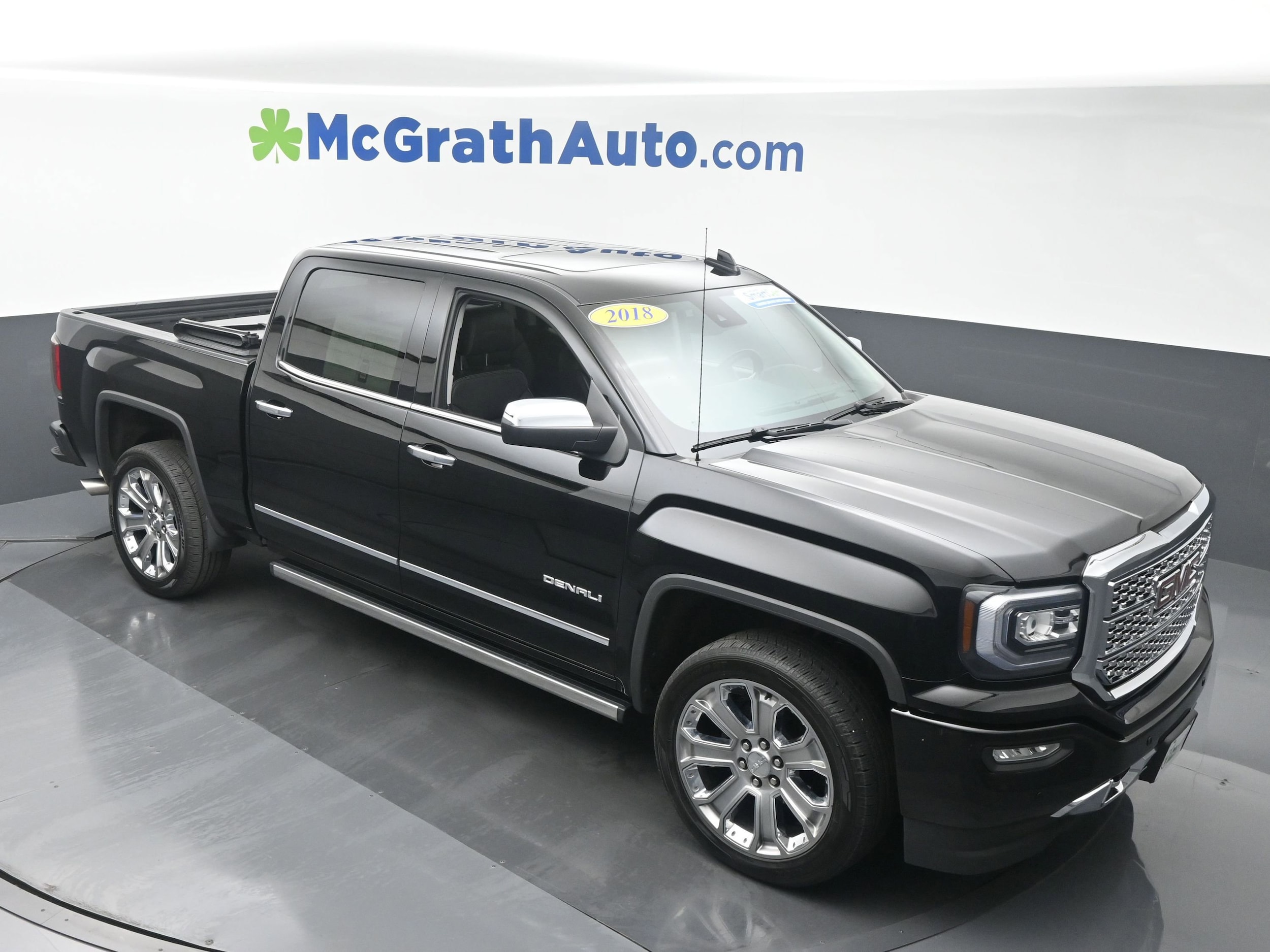 Used 2018 GMC Sierra 1500 Denali Denali with VIN 3GTU2PEJ6JG439528 for sale in Cedar Rapids, IA