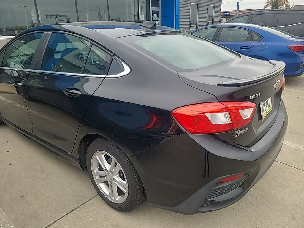 Used 2016 Chevrolet Cruze LT Sedan
