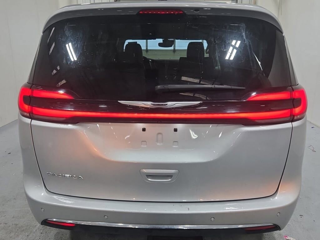 Used 2024 Chrysler Pacifica Touring L Van Passenger Van