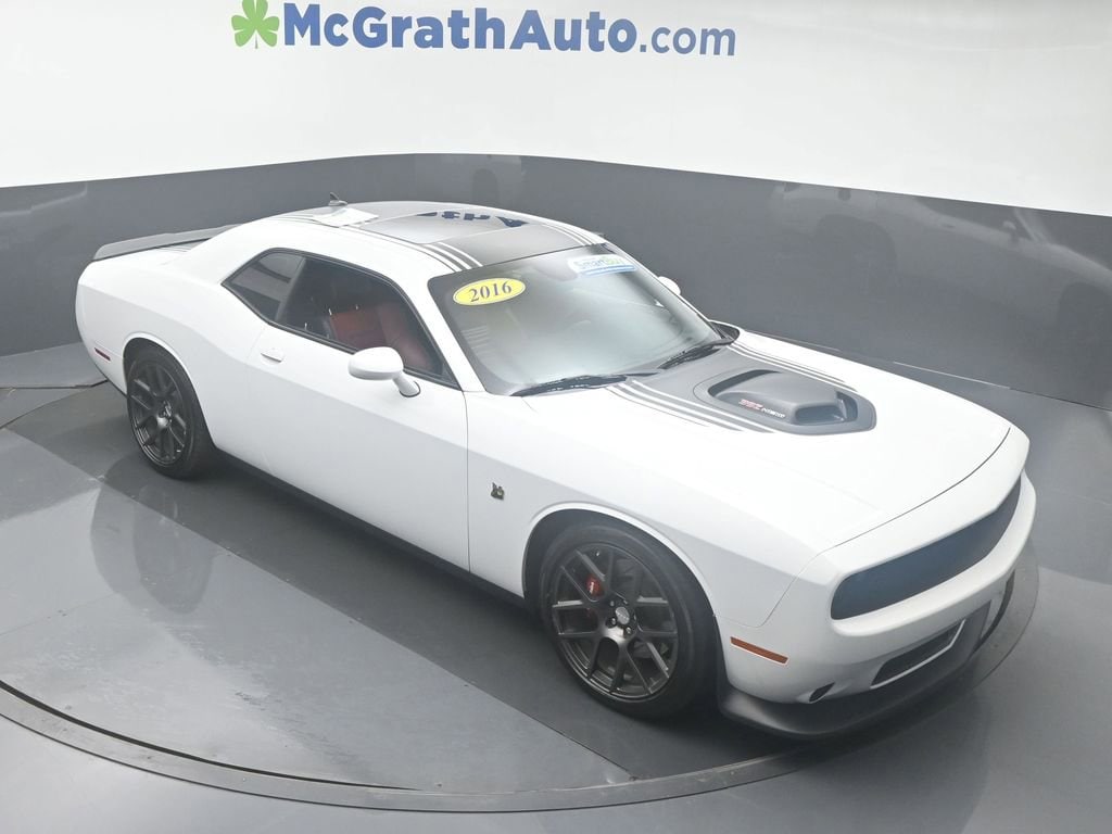 Used 2016 Dodge Challenger Scat Pack with VIN 2C3CDZFJ9GH255150 for sale in Cedar Rapids, IA