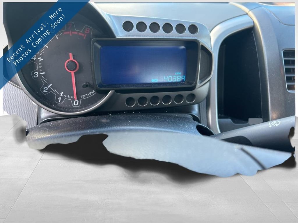 2014 Chevrolet Sonic LS's photo