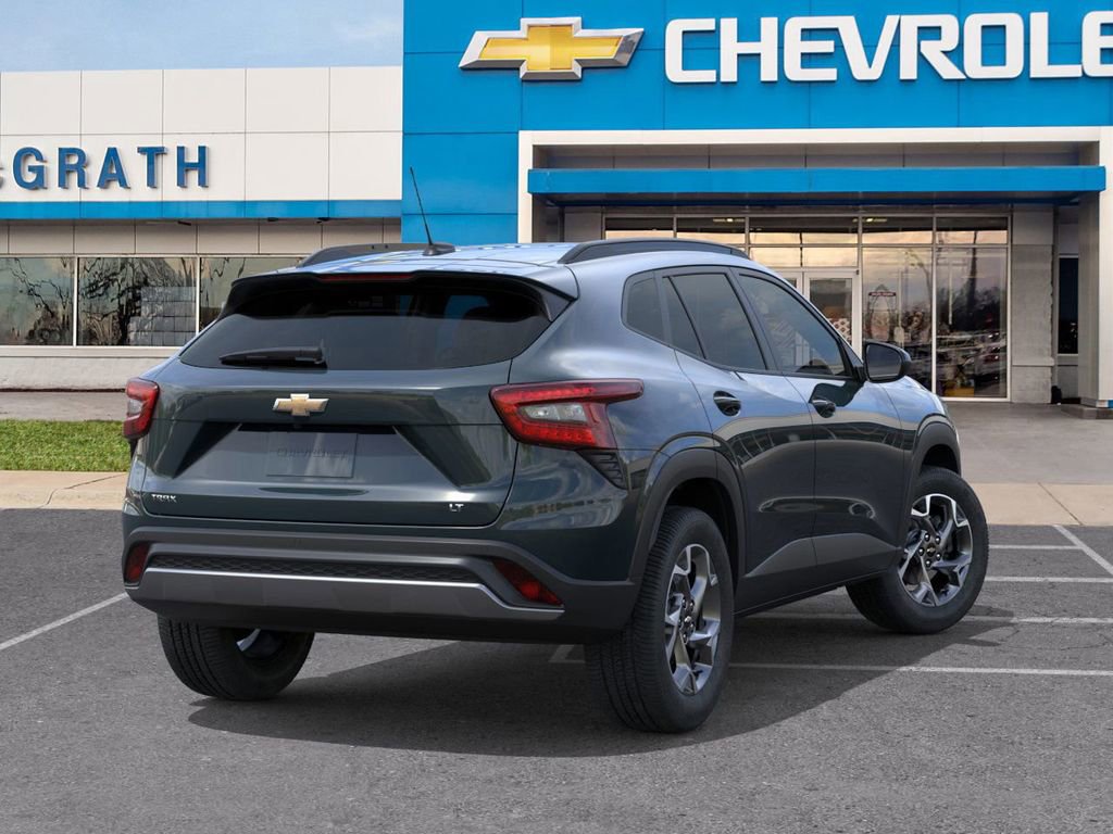 2026 Chevrolet Trax LT photo 2