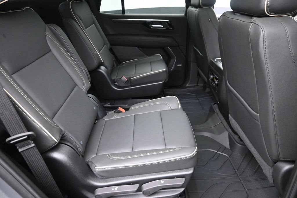2026 Chevrolet Tahoe Premier - Photo 10