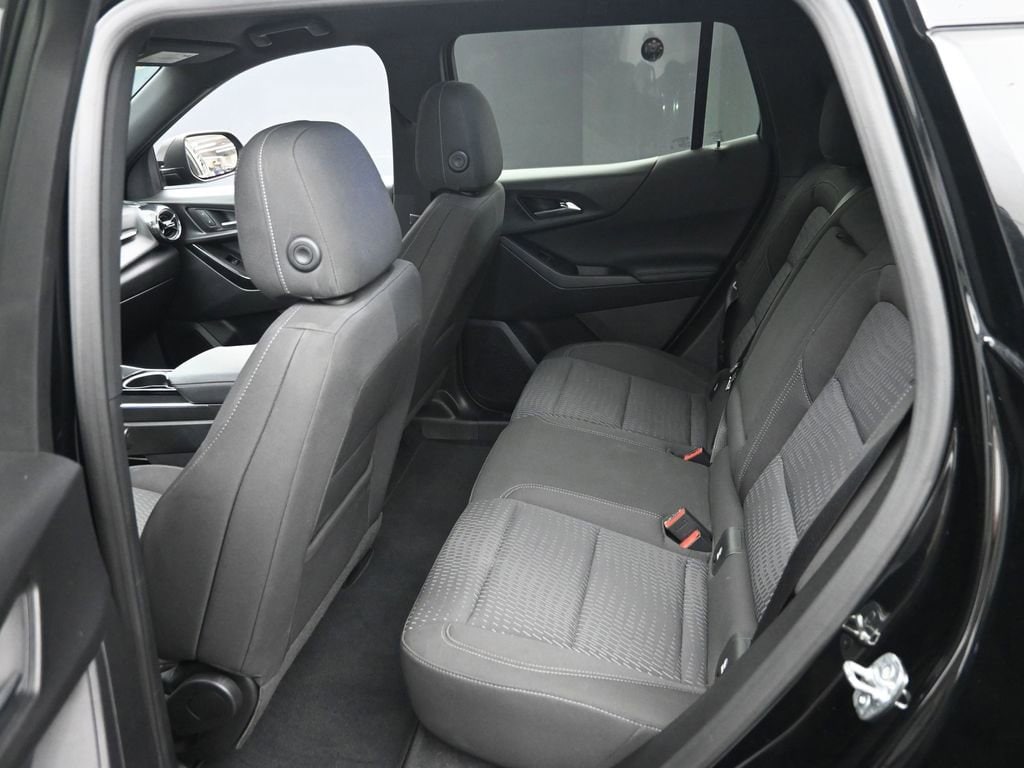 2025 Chevrolet Equinox LT - Photo 12