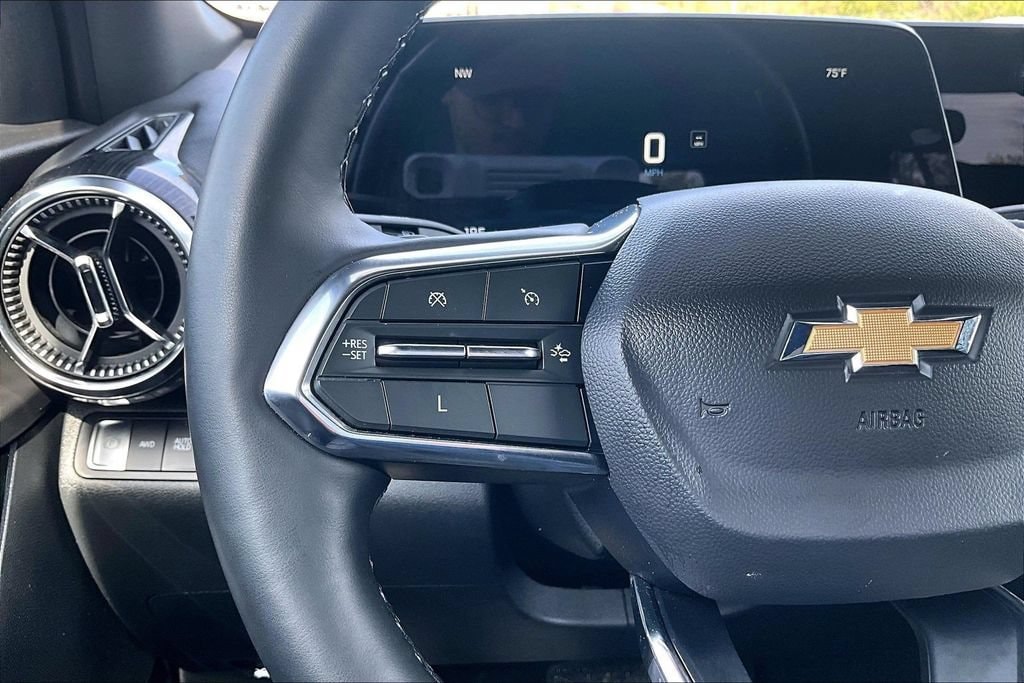 2025 Chevrolet Equinox LT - Photo 14