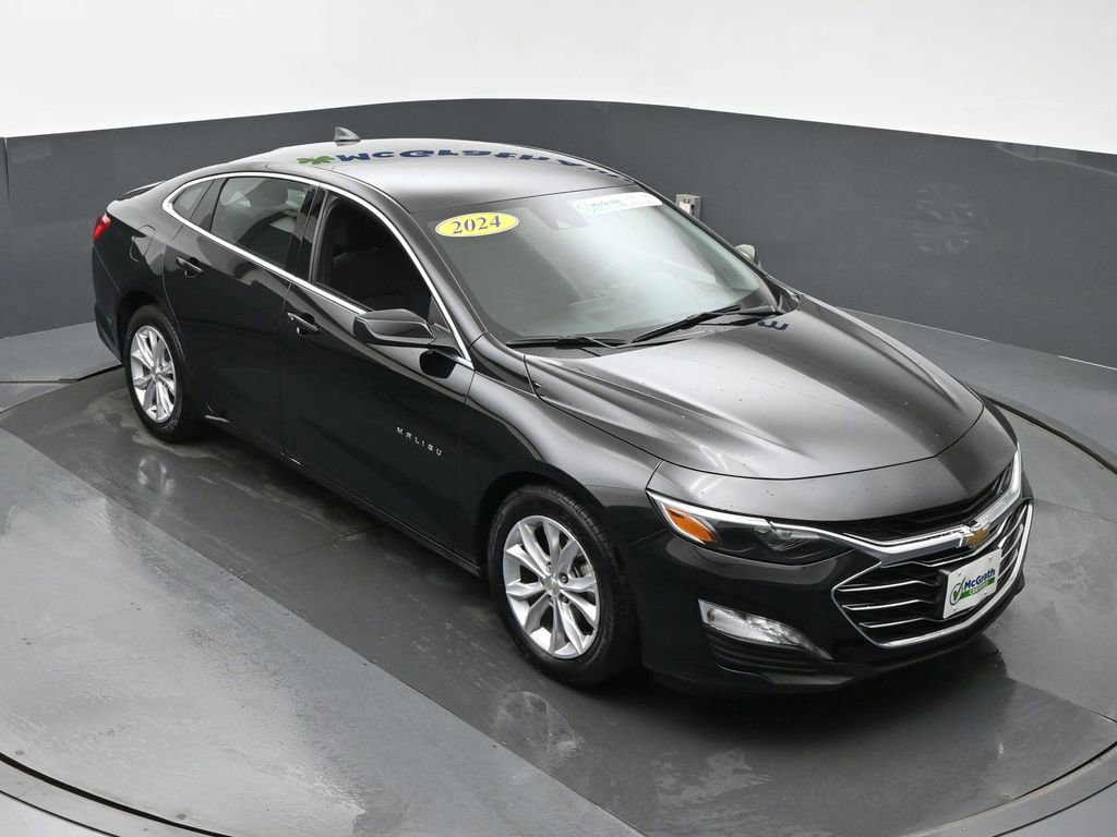 2024 Chevrolet Malibu 1LT photo 2