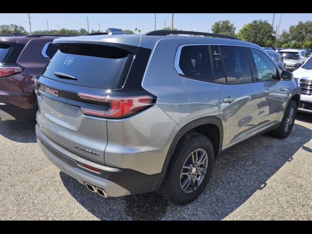 2025 Gmc Acadia Elevation photo 2