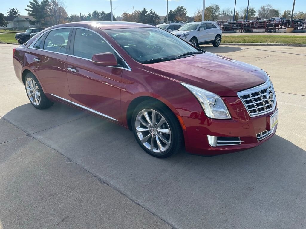 Used 2014 CADILLAC XTS Luxury Sedan