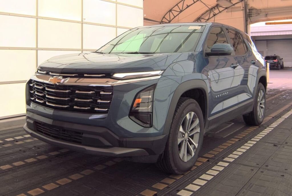 Used 2025 Chevrolet Equinox LT SUV